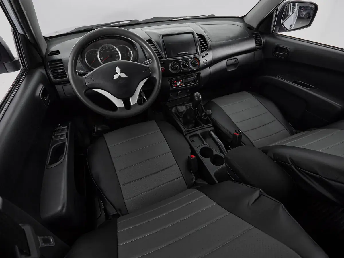 Mitsubishi L200