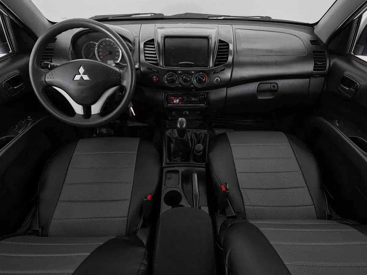 Mitsubishi L200