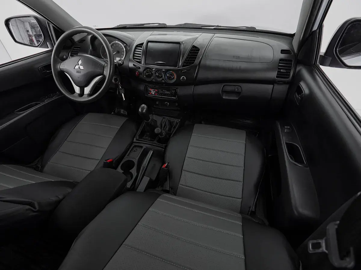 Mitsubishi L200