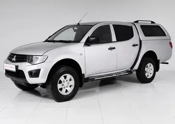 Mitsubishi L200 Вид 1