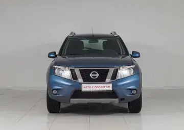 Nissan Terrano Вид 2