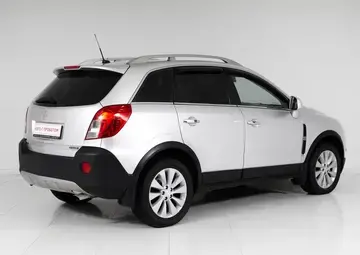 Opel Antara Вид 4