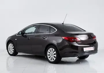 Opel Astra Вид 4