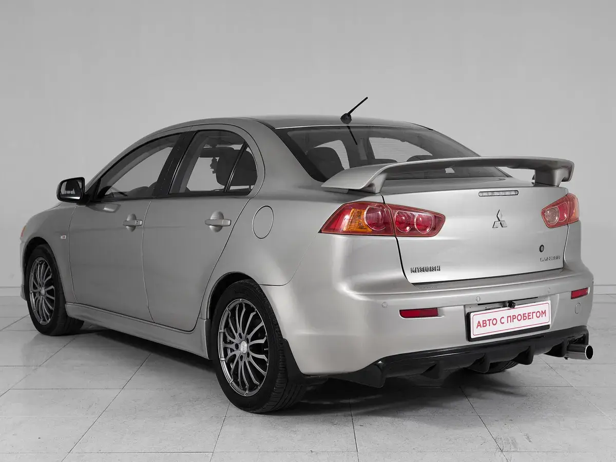 Mitsubishi Lancer