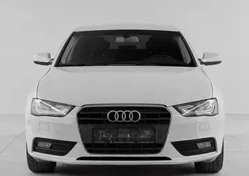 Audi A4 Вид 2