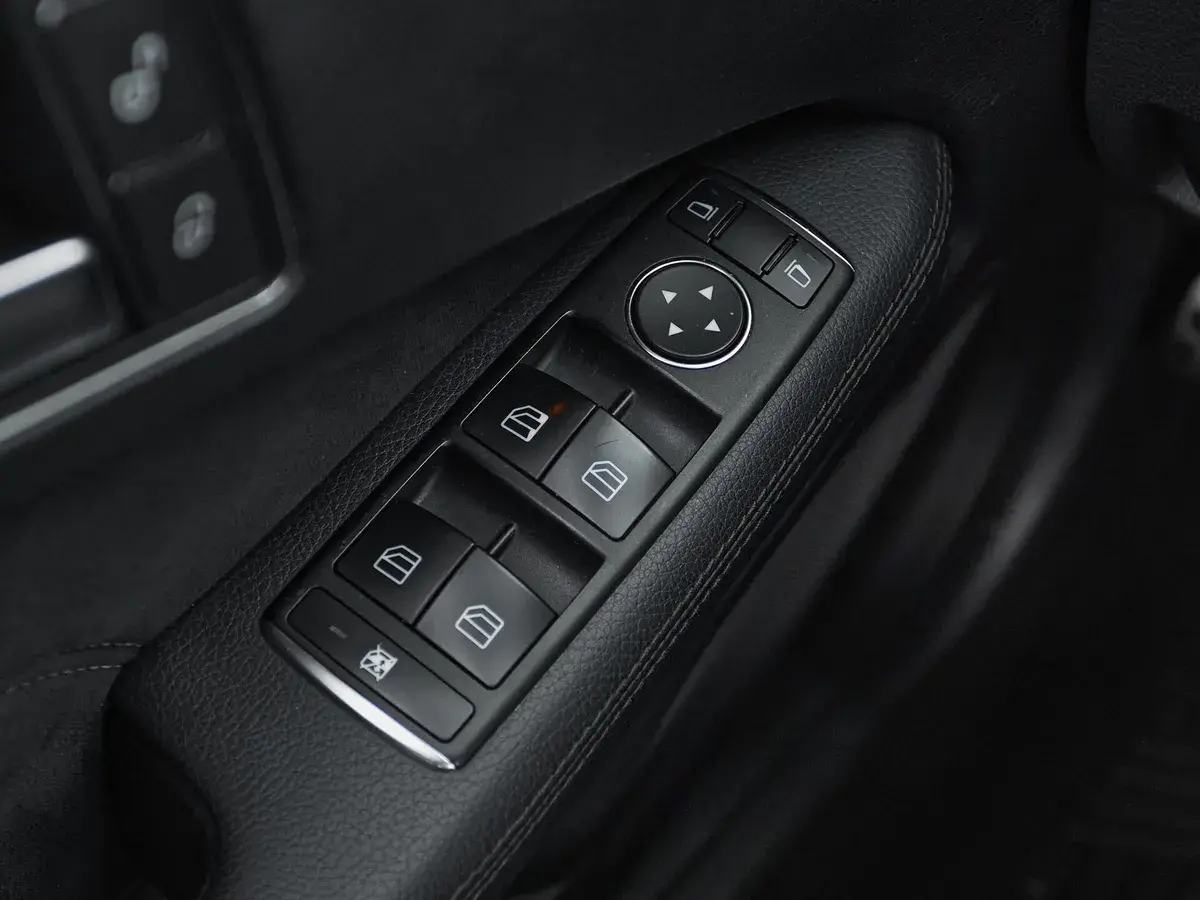 Mercedes benz E-Класс