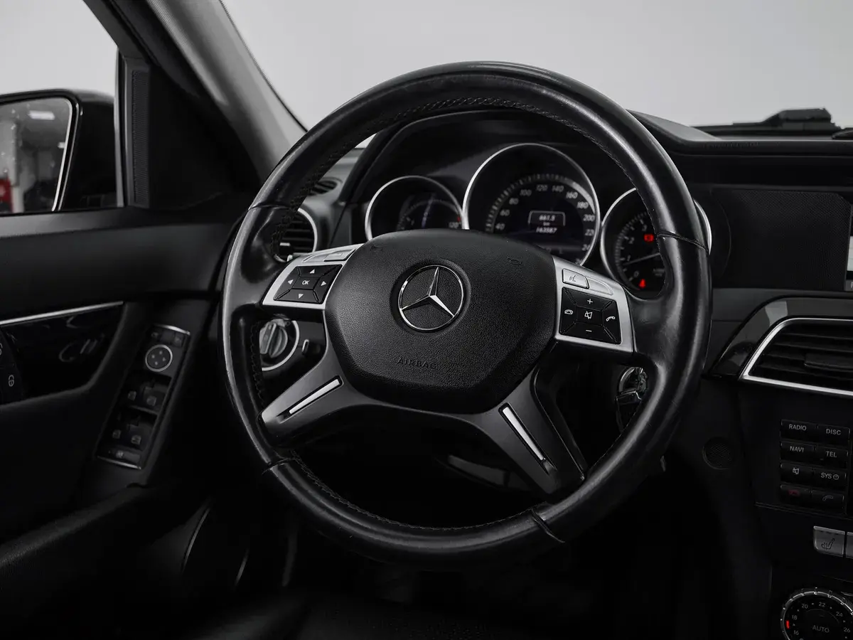 Mercedes benz C-Класс
