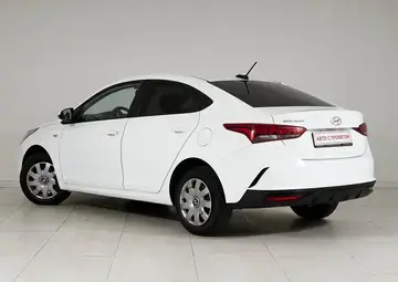 Hyundai Solaris Вид 4