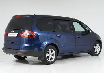 Ford Galaxy Вид 4