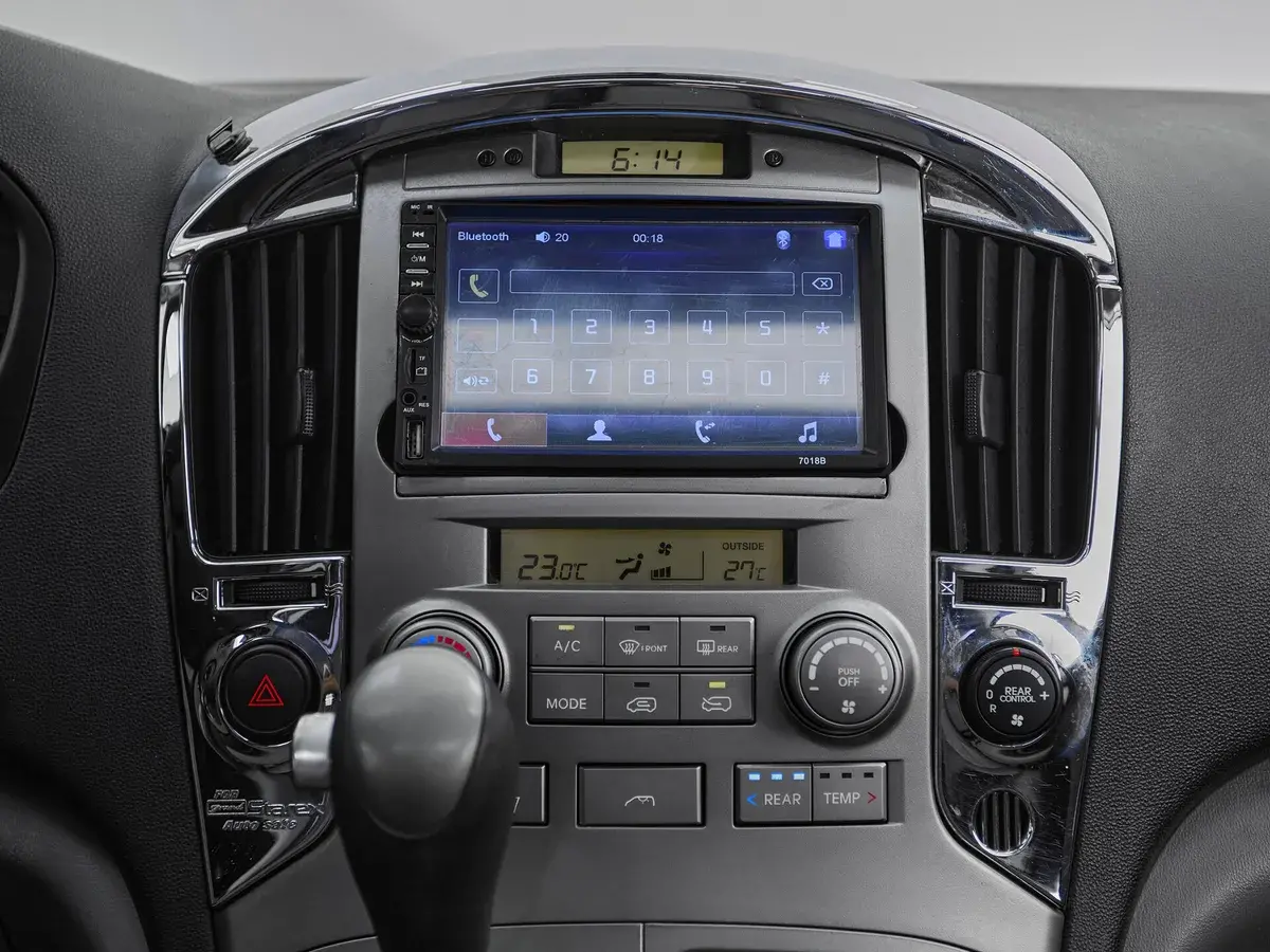 Hyundai Grand Starex