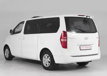 Hyundai Grand Starex Вид 4