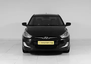 Hyundai Solaris Вид 2