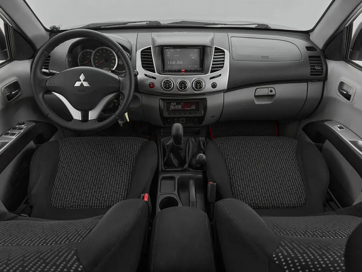 Mitsubishi L200