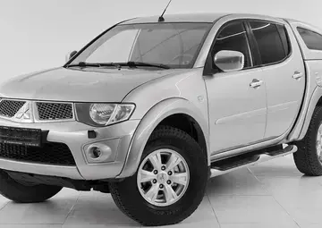 Mitsubishi L200 Вид 1