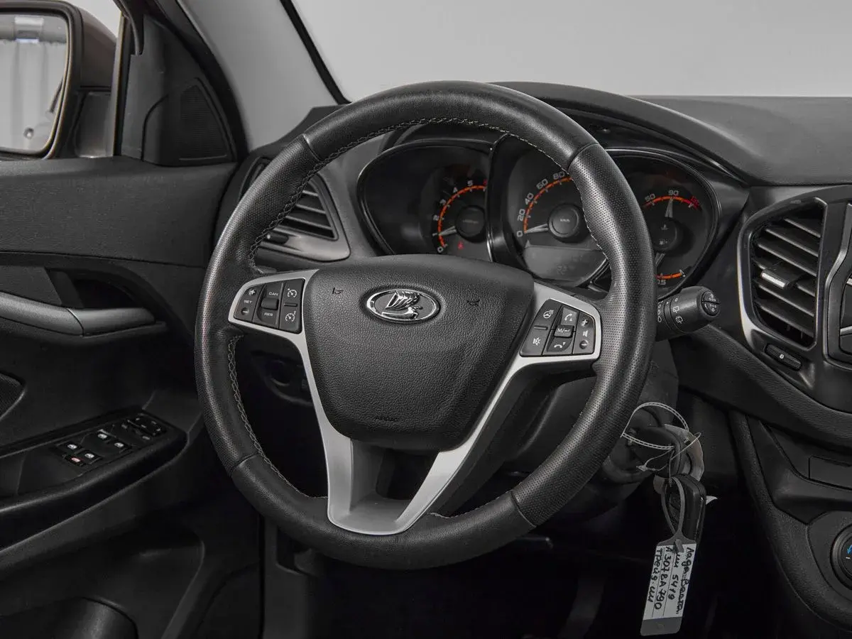 Lada Vesta
