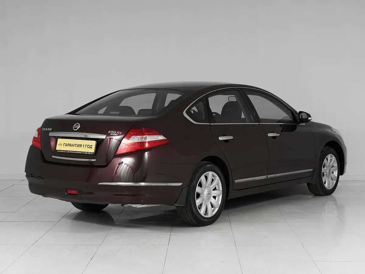 Nissan Teana