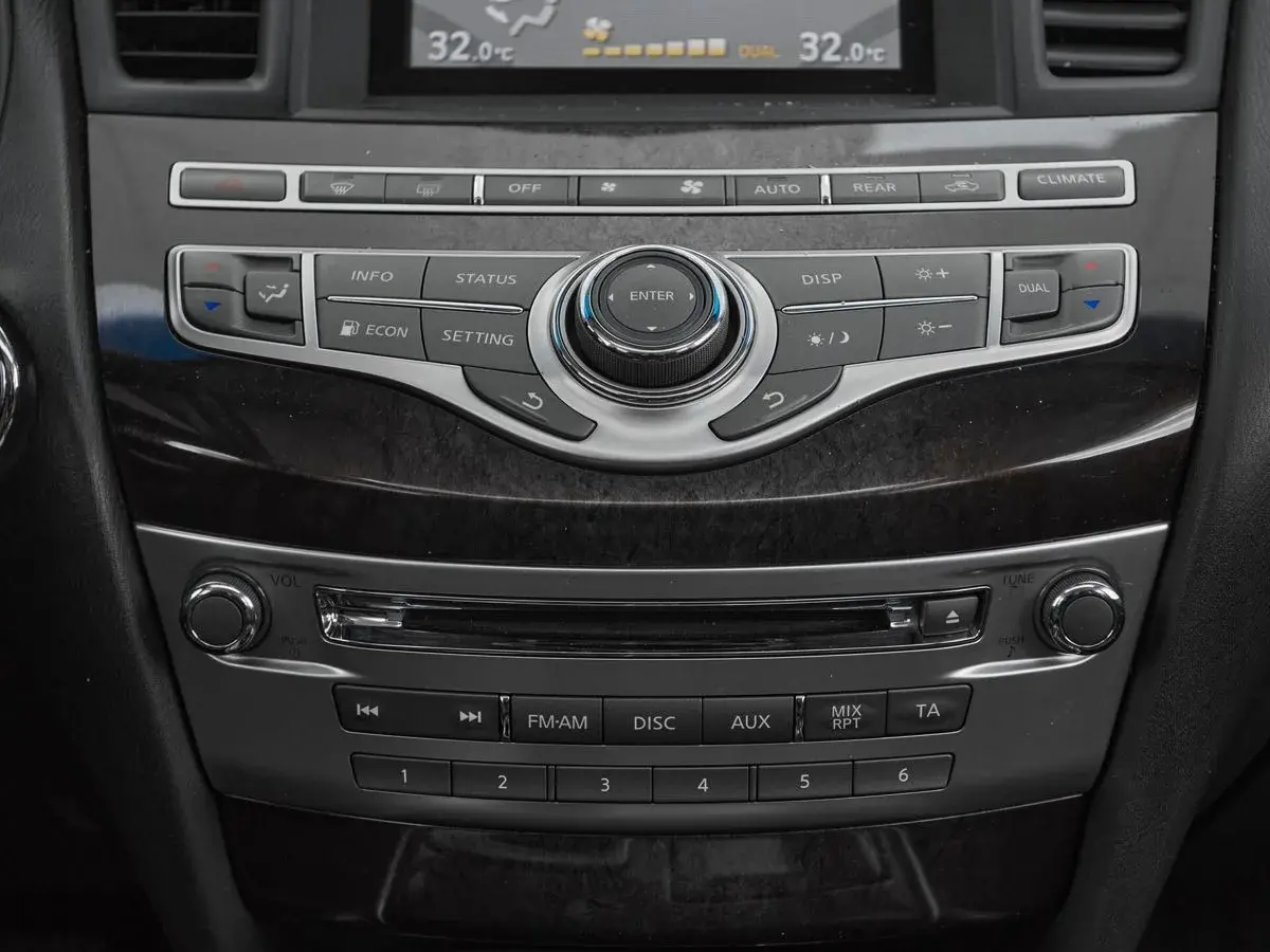 Infiniti JX