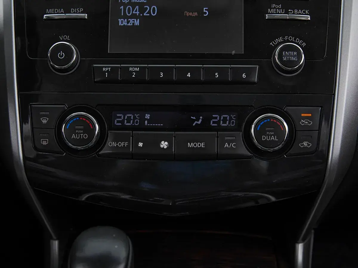 Nissan Teana