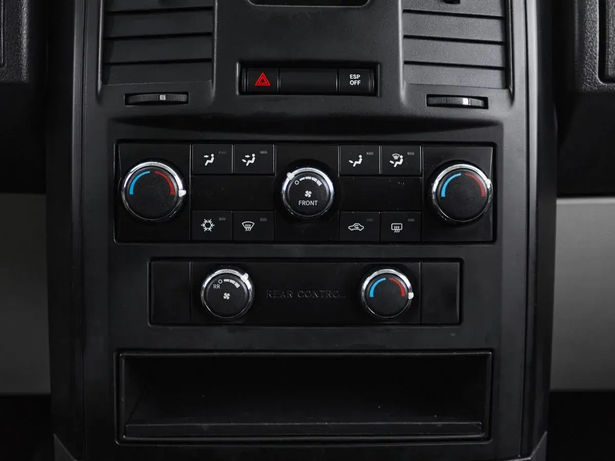 Dodge Caravan
