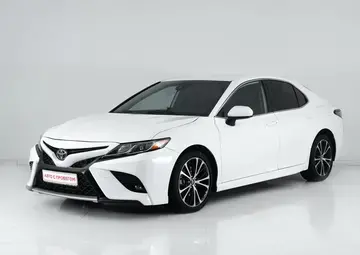 Toyota Camry Вид 1