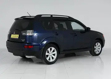 Mitsubishi Outlander Вид 4