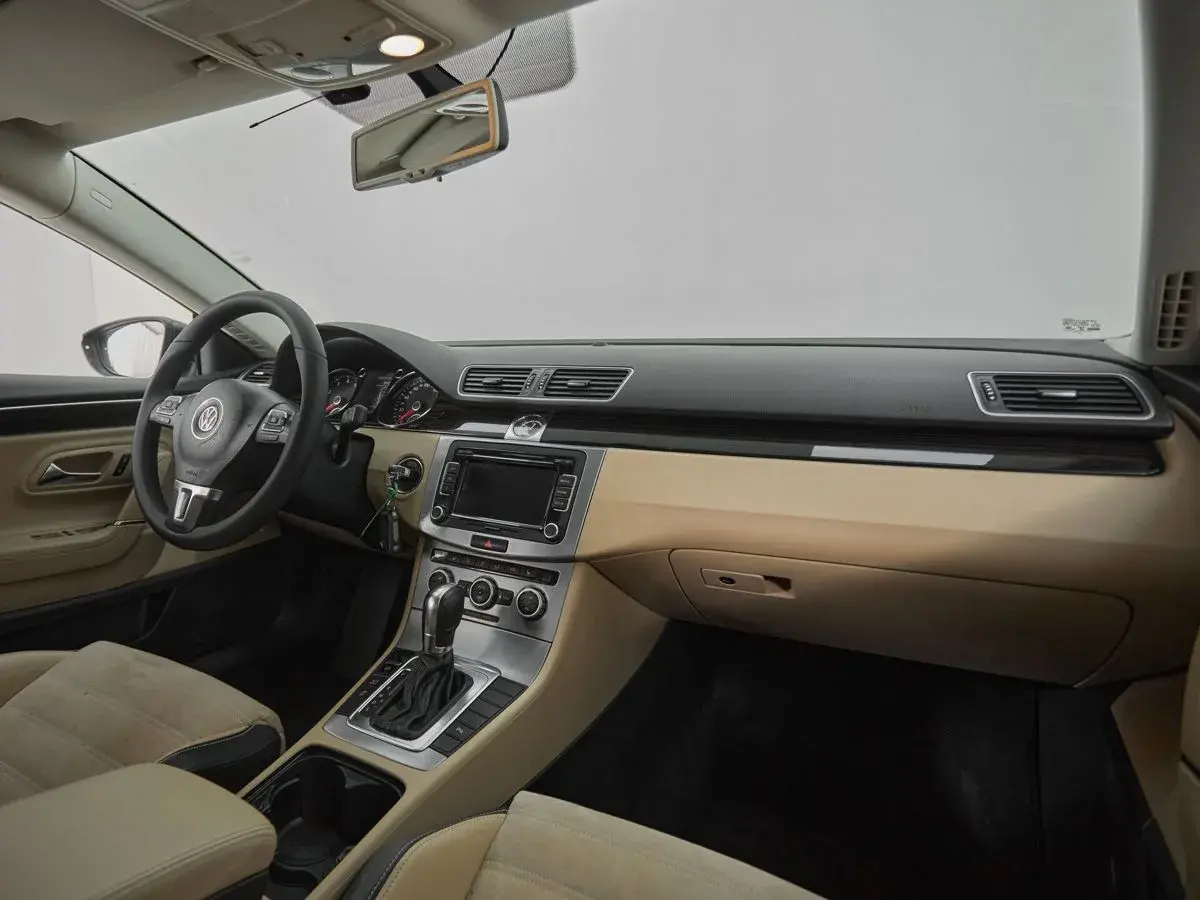Volkswagen Passat CC