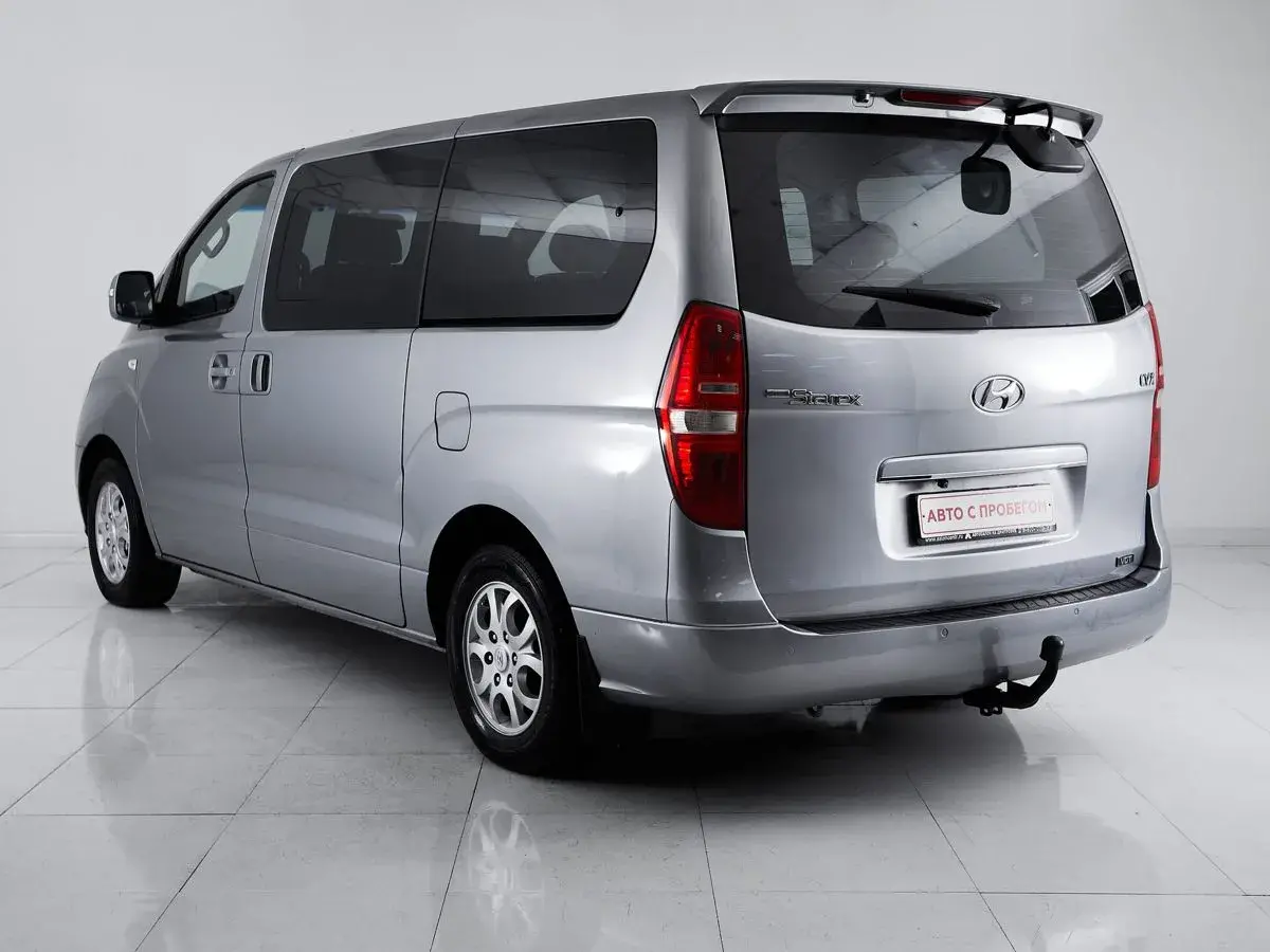 Hyundai Grand Starex