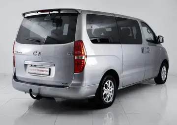 Hyundai Grand Starex Вид 4