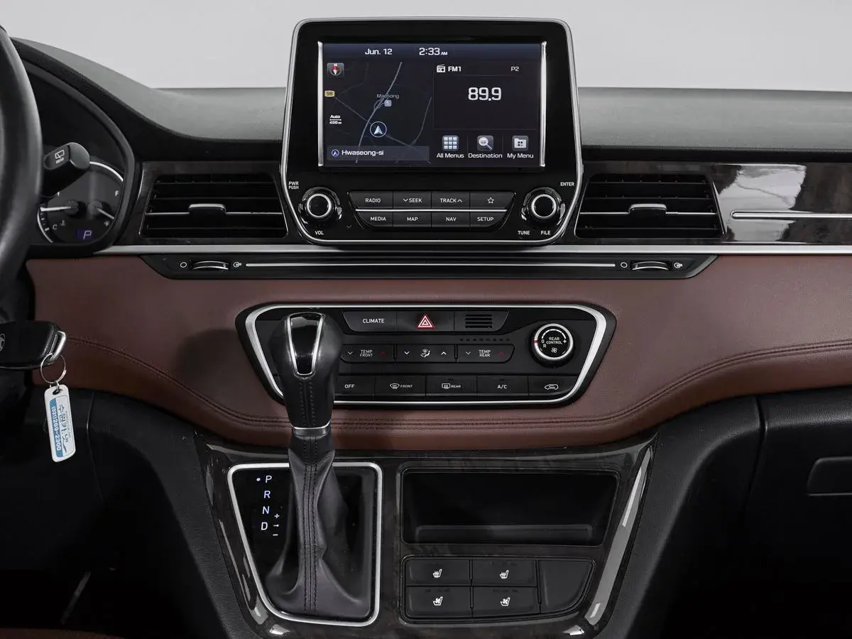 Hyundai Grand Starex