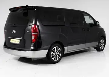 Hyundai Grand Starex Вид 4