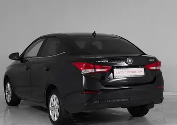 Changan Alsvin Вид 4