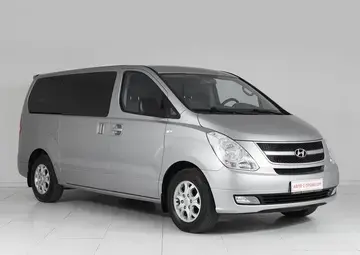 Hyundai Grand Starex Вид 3