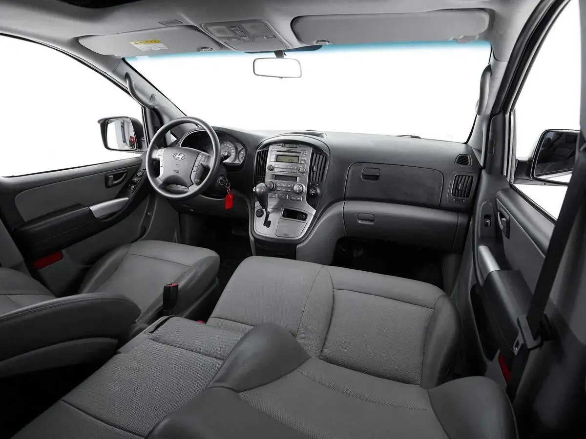 Hyundai Grand Starex