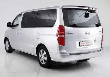 Hyundai Grand Starex Вид 5