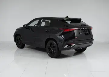 Omoda C5 Вид 4