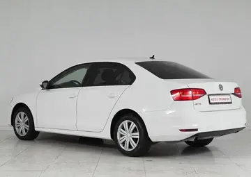 Volkswagen Jetta Вид 4