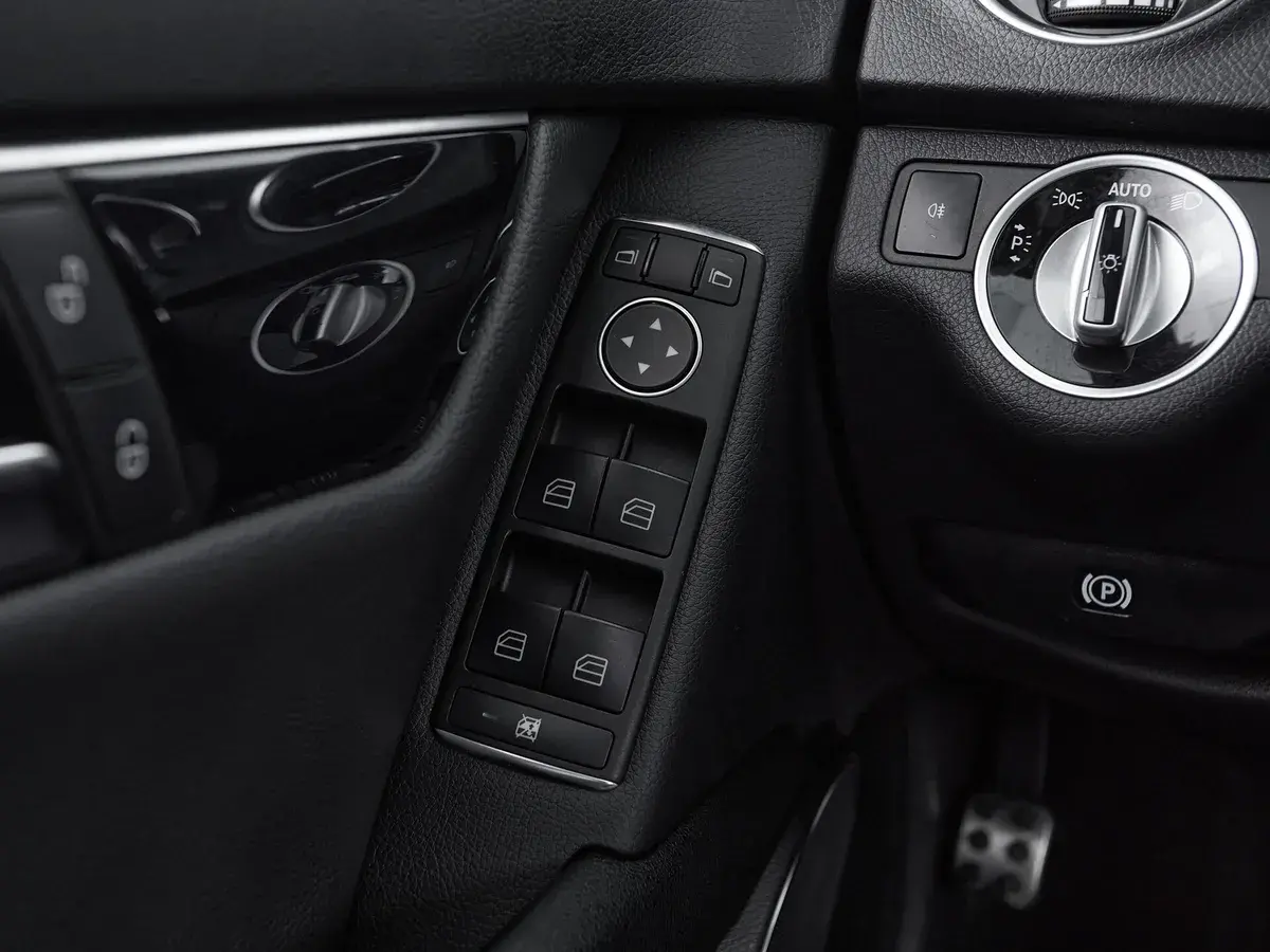 Mercedes benz C-Класс