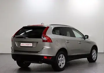 Volvo XC60 Вид 3
