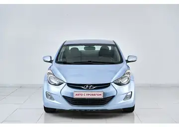 Hyundai Avante Вид 2