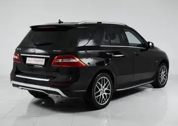 Mercedes benz M-Класс Вид 4
