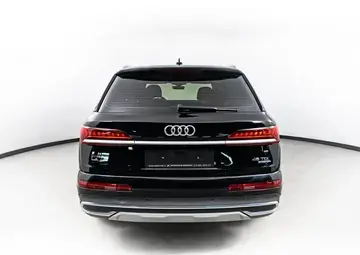 Audi Q7 Вид 5