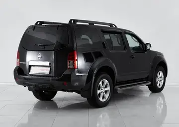 Nissan Pathfinder Вид 4