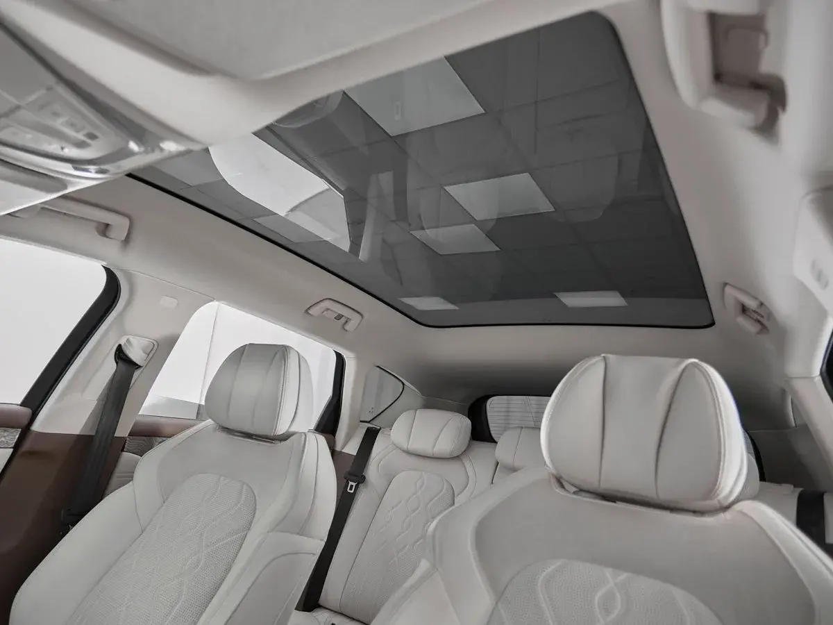 Voyah Free