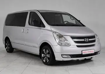 Hyundai Grand Starex Вид 3