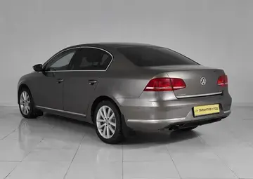 Volkswagen Passat Вид 4