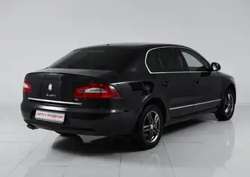Skoda Superb Вид 4