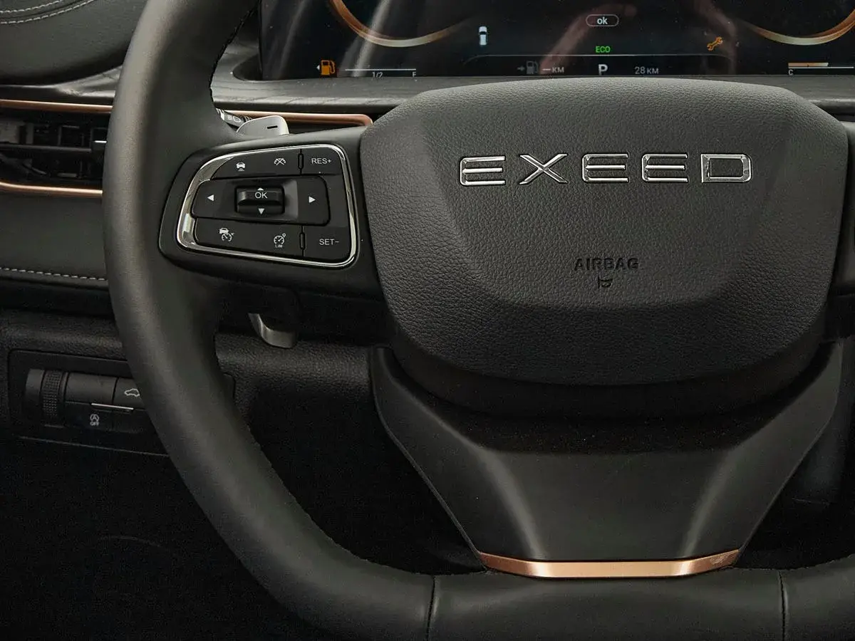 EXEED LX