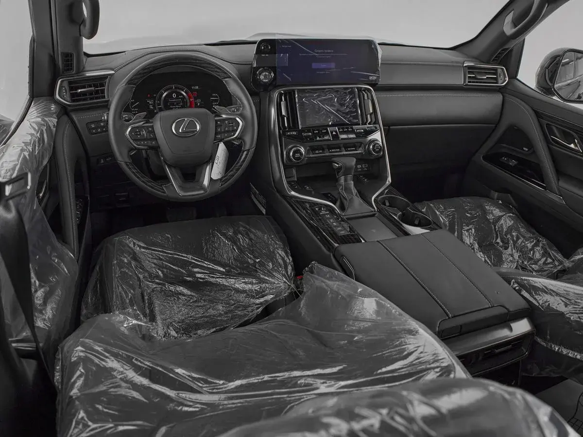 Lexus LX