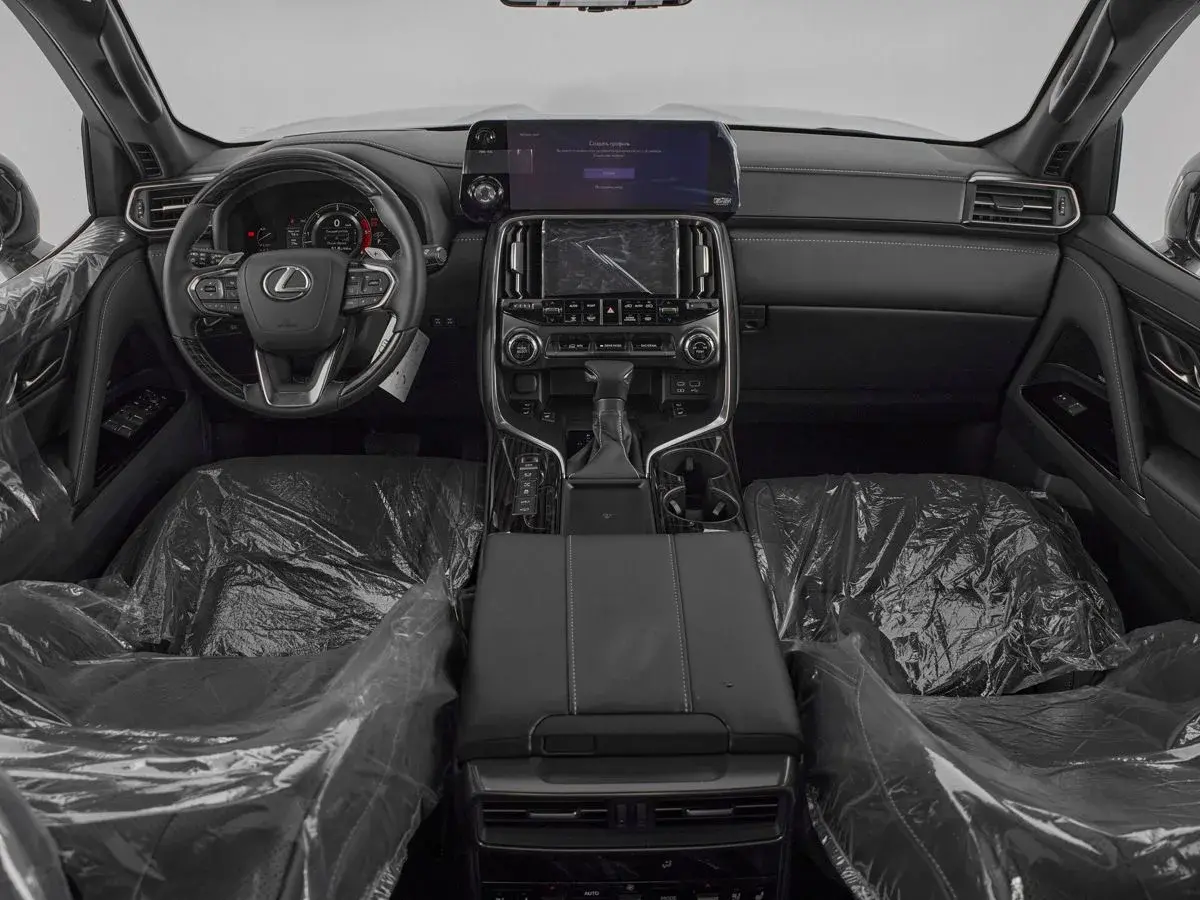 Lexus LX