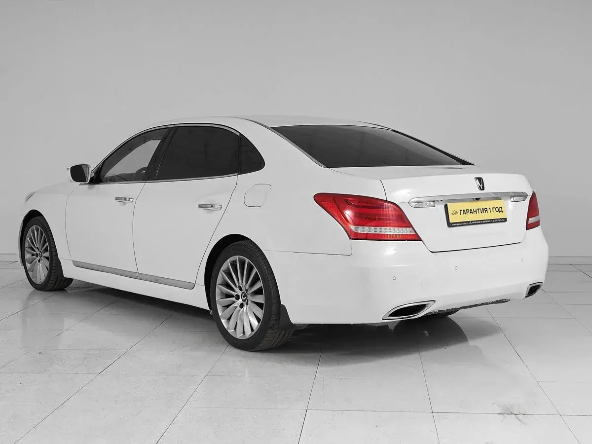 Hyundai Equus